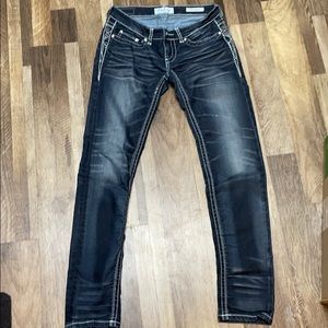 Daytrip Aries Skinny from Buckle